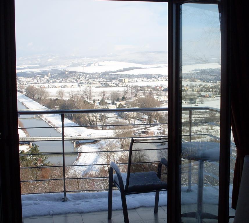 Hotel Panorama Piestany Bagian luar foto
