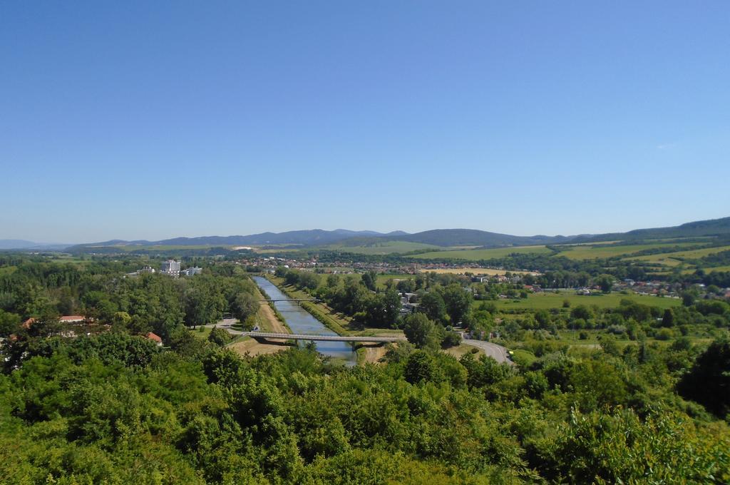 Hotel Panorama Piestany Bagian luar foto